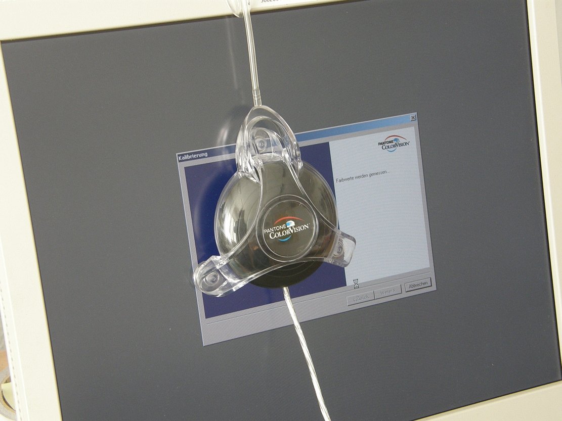 A measuring device during monitor calibration.
